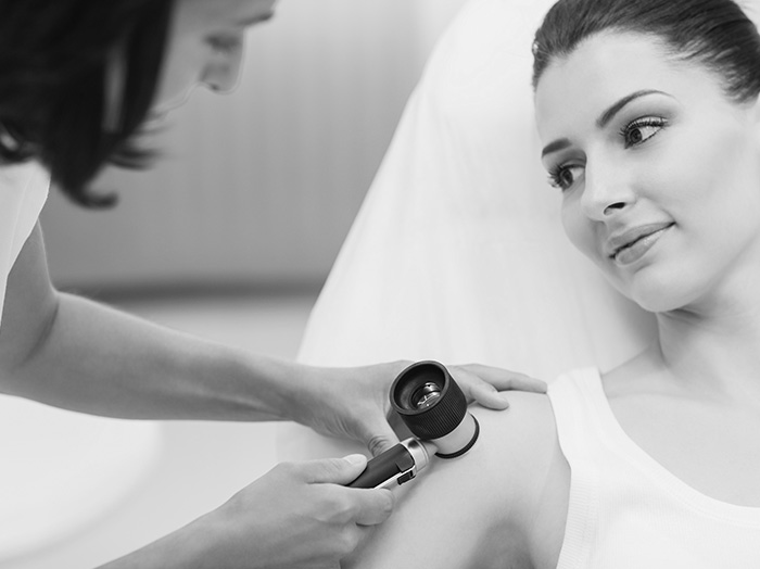 Комплексная консультация дерматолога и дерматоскопическое исследование