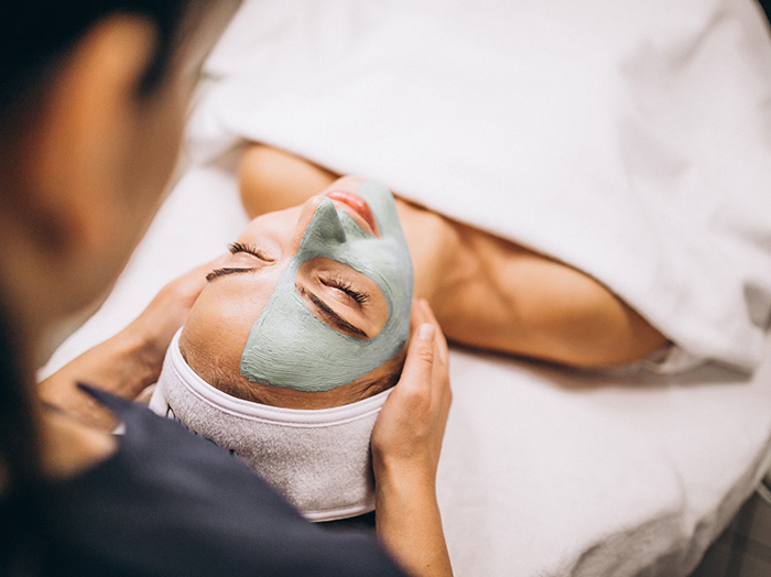 Косметические маски, пилинги, экспресс-уходы